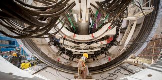 Tunnel building in Riyadh in temperatures reaching 50+ degrees Tunnel building in Riyadh in temperatures reaching 50+ degrees